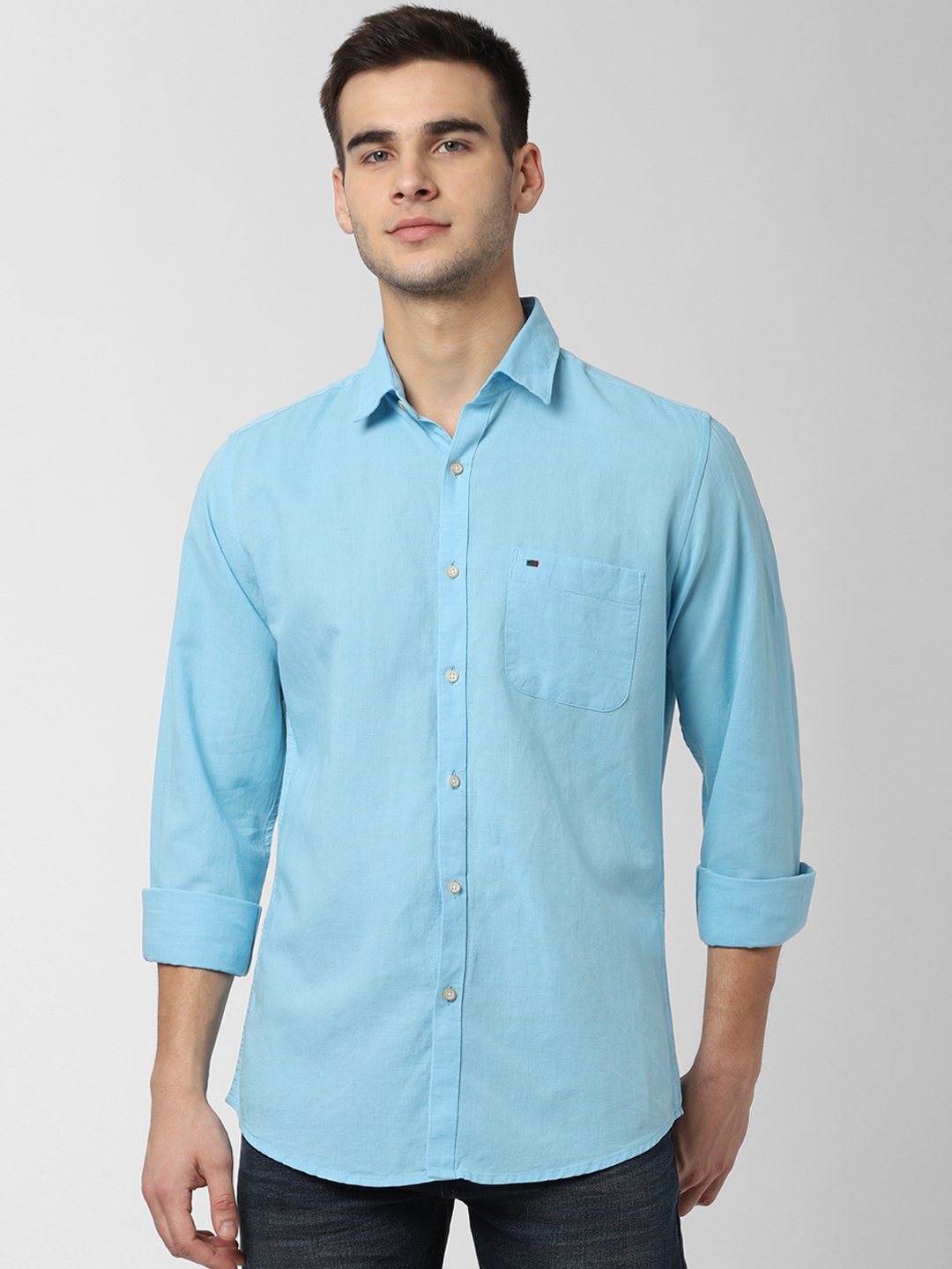 

Peter England Casuals Men Blue Slim Fit Solid Casual Shirt