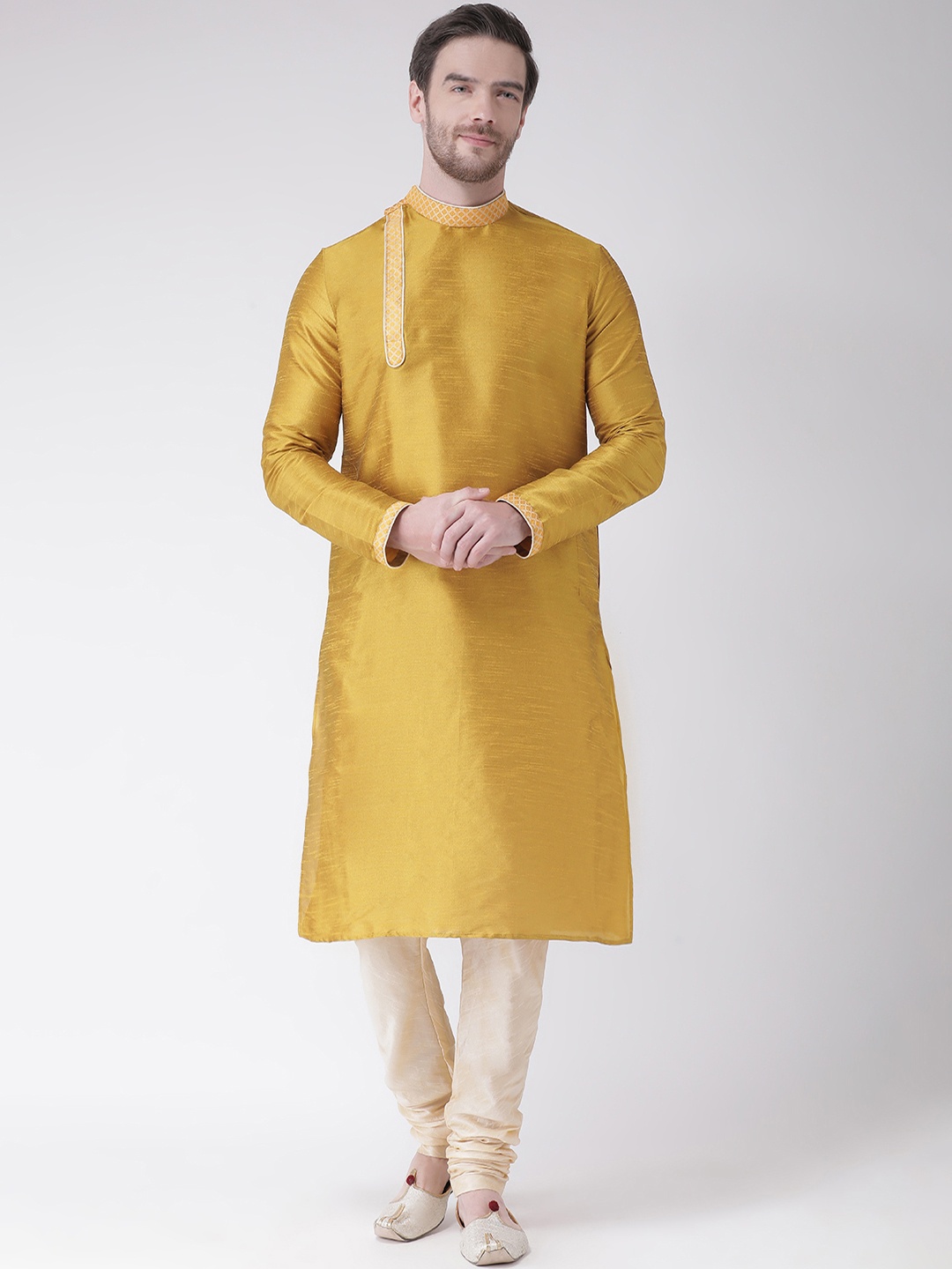 

DEYANN Men Yellow Solid Dupion Silk Straight Kurta