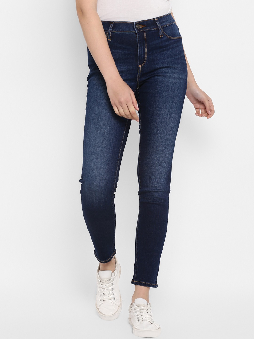 

Mode by Red Tape Women Blue Skinny Fit Mid-Rise Clean Look Jeans