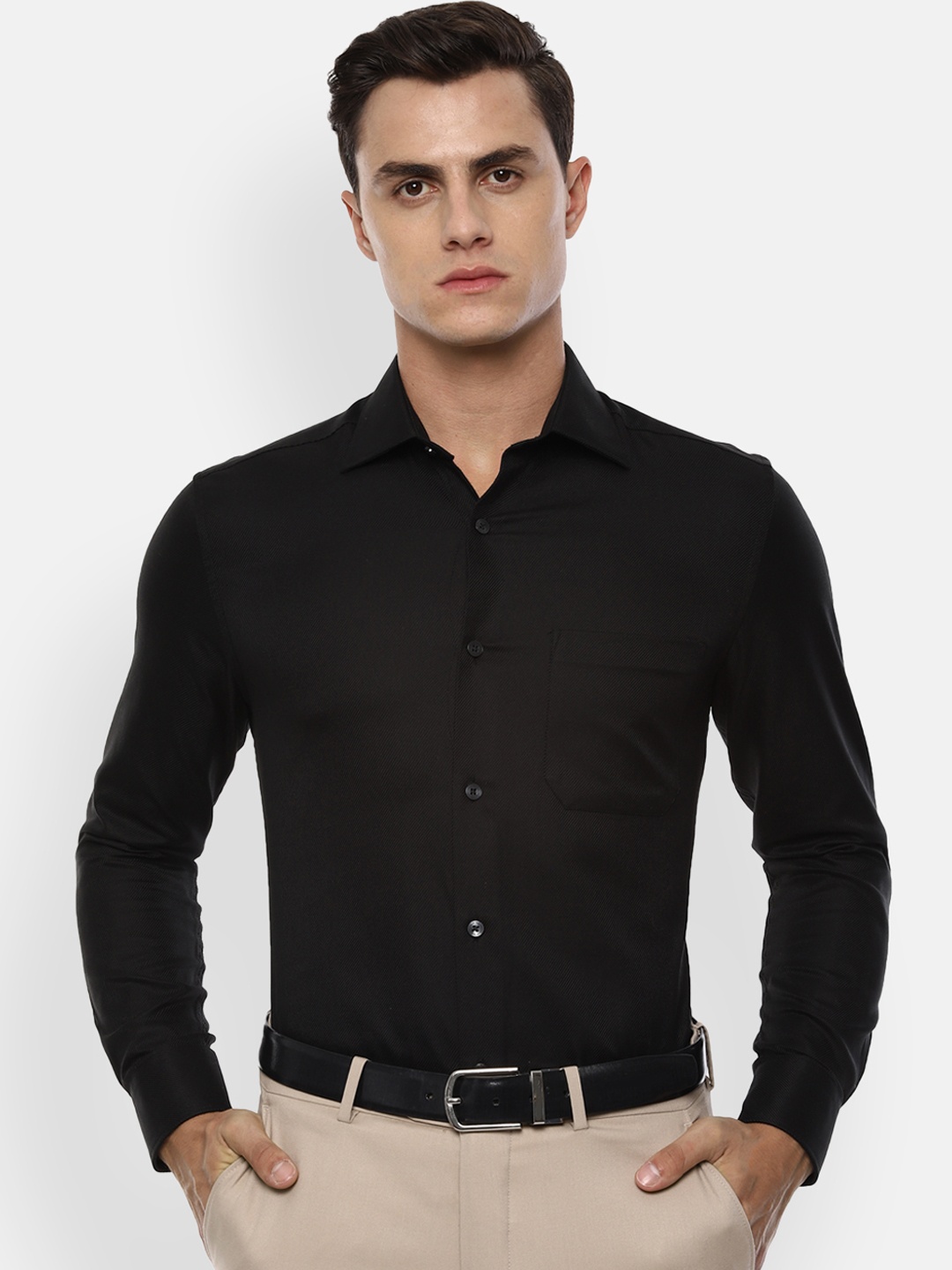 

Louis Philippe Men Black Regular Fit Solid Formal Shirt