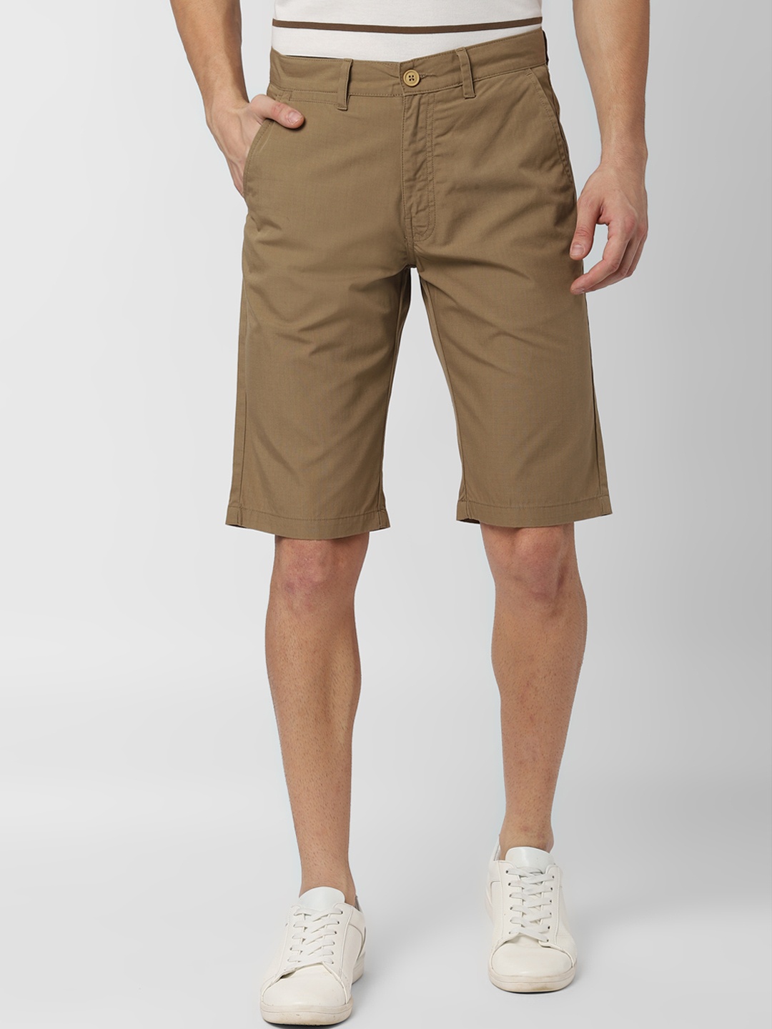

Peter England Casuals Men Khaki Solid Regular Fit Regular Shorts