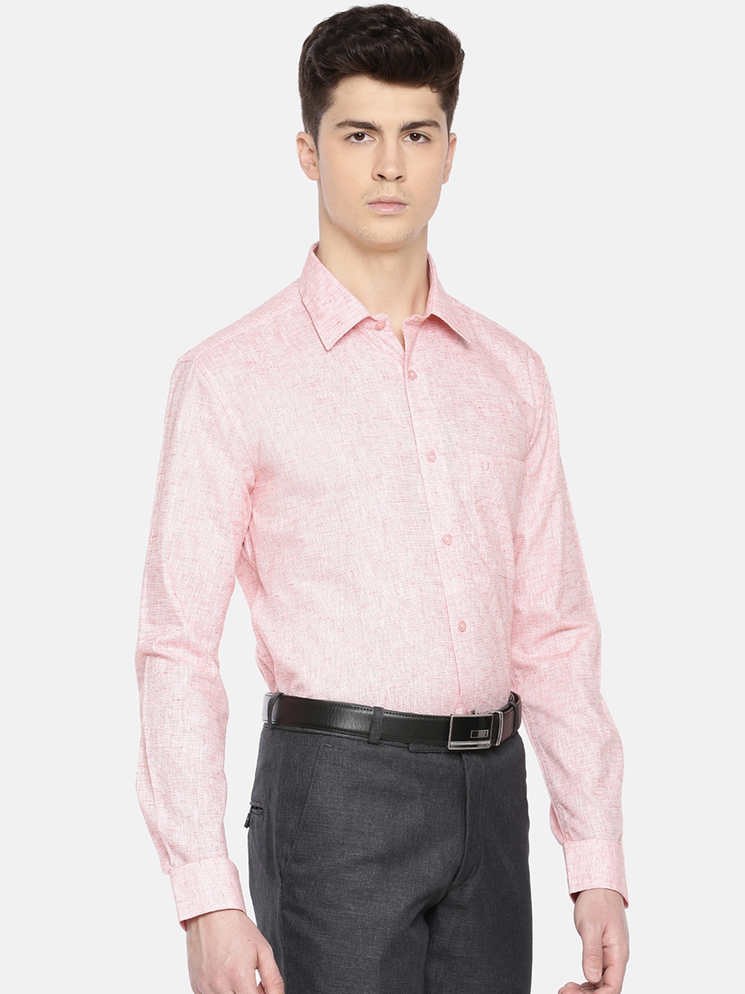 

Jansons Men Red Regular Fit Solid Formal Shirt
