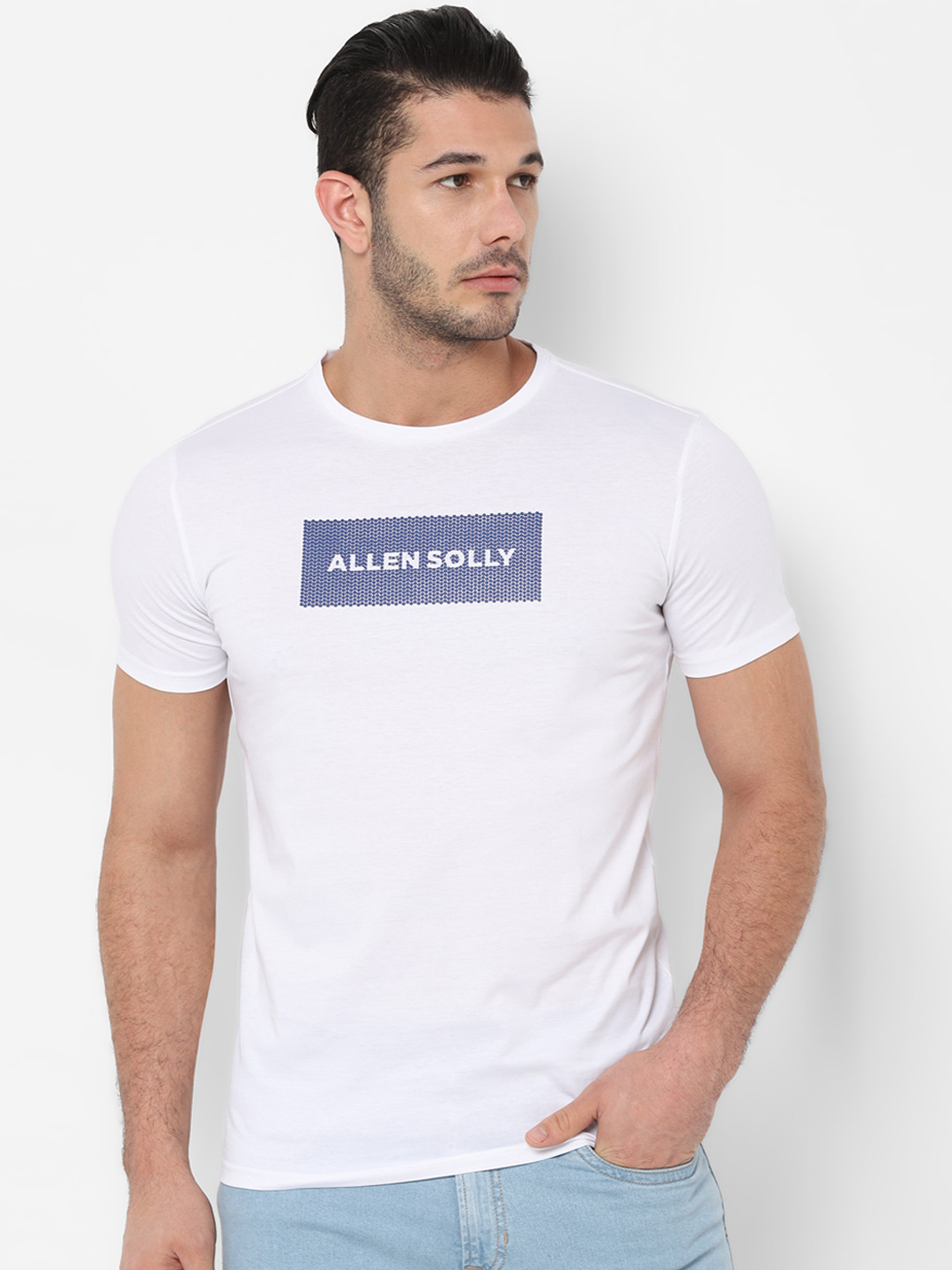 

Allen Solly Men White Printed Round Neck Pure Cotton T-shirt