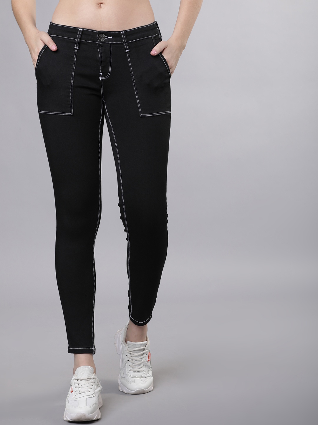

Tokyo Talkies Women Black Slim Fit Mid-Rise Clean Look Stretchable Jeans