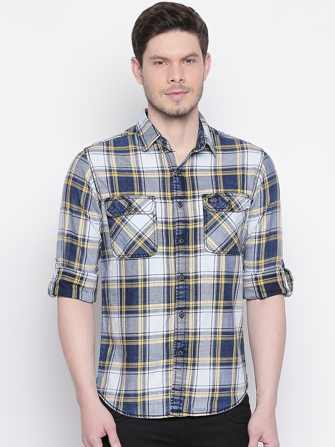 

Mufti Men White & Blue Slim Fit Checked Casual Shirt