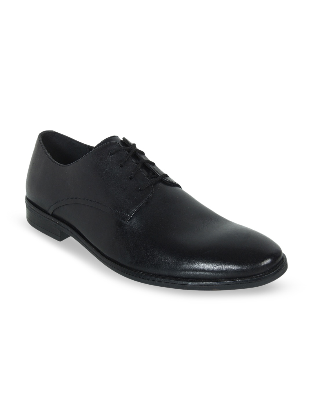 

Clarks Men Black Solid Leather Formal Derbys