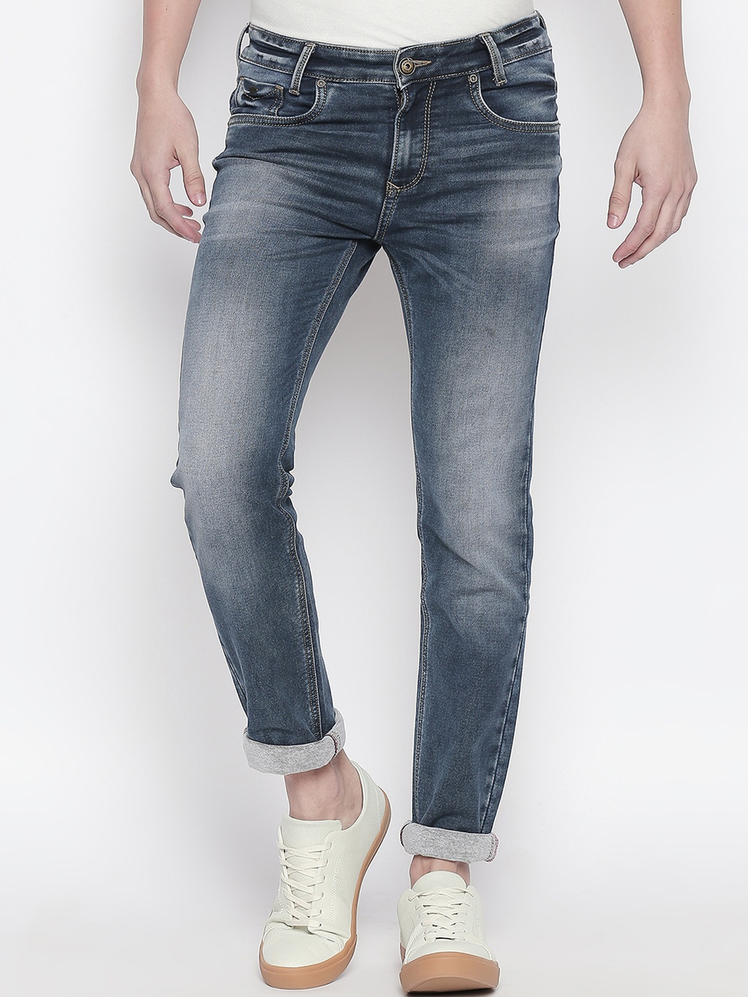 

Mufti Men Blue Regular Fit Mid-Rise Clean Look Stretchable Jeans