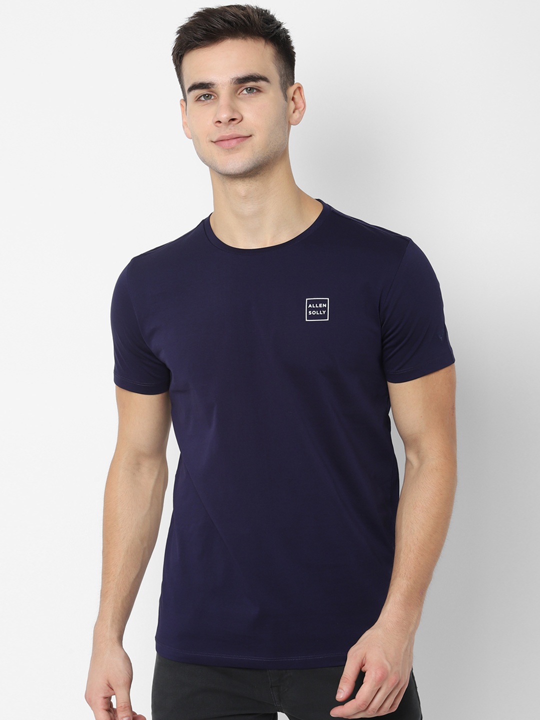

Allen Solly Men Navy Blue Solid Round Neck Pure Cotton T-shirt