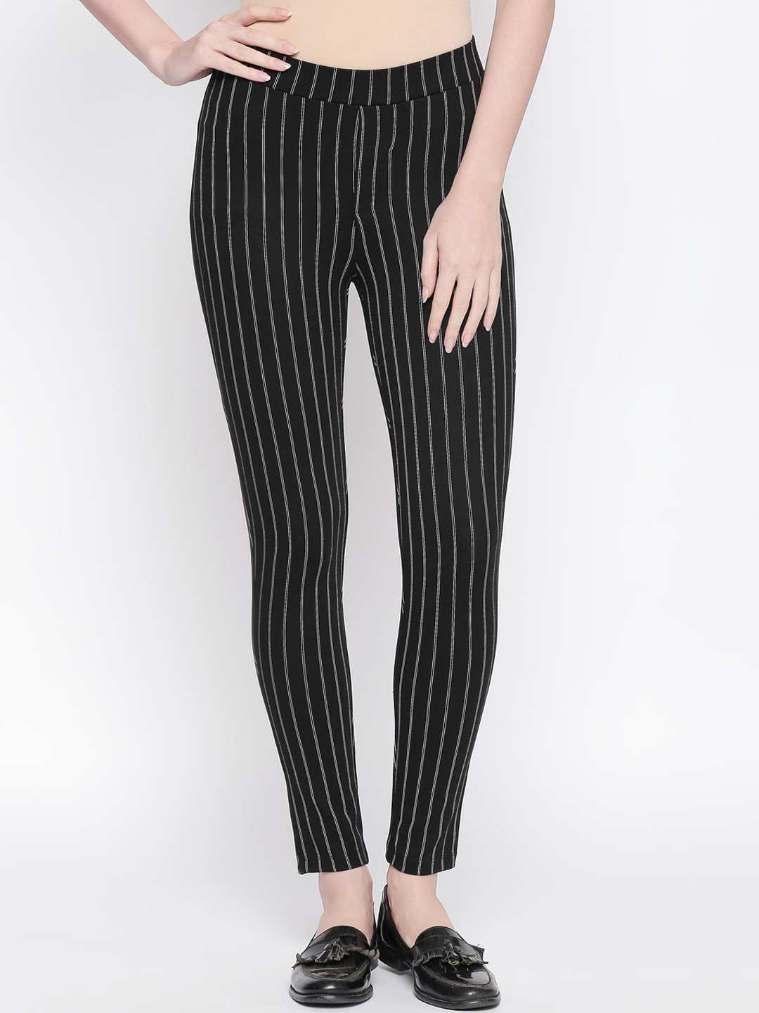 

Annabelle by Pantaloons Women Black & White Striped Treggings