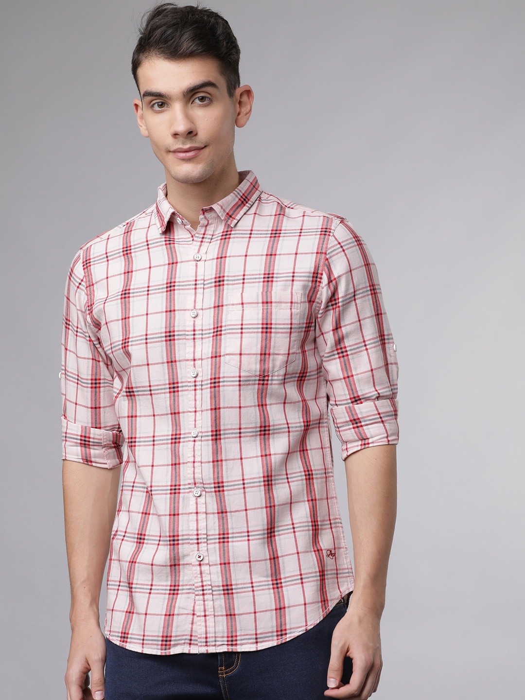 

LOCOMOTIVE Men Pink & Red Slim Fit Checked Casual Shirt