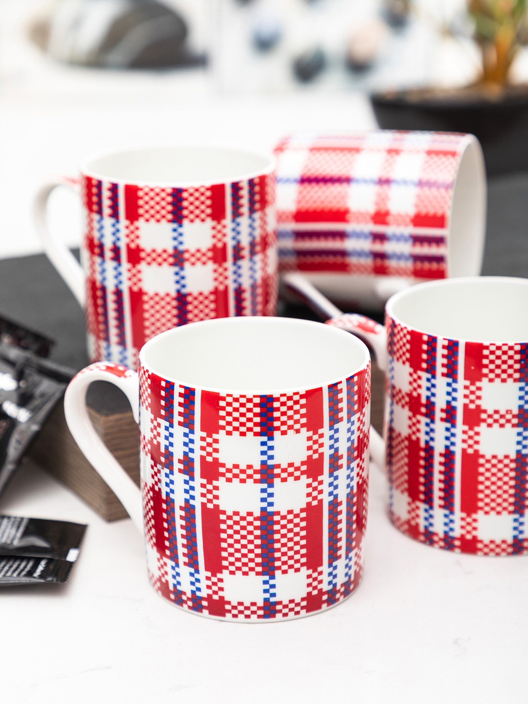 

SONAKI White & Red 4-Pieces Checked Bone China Cups Set
