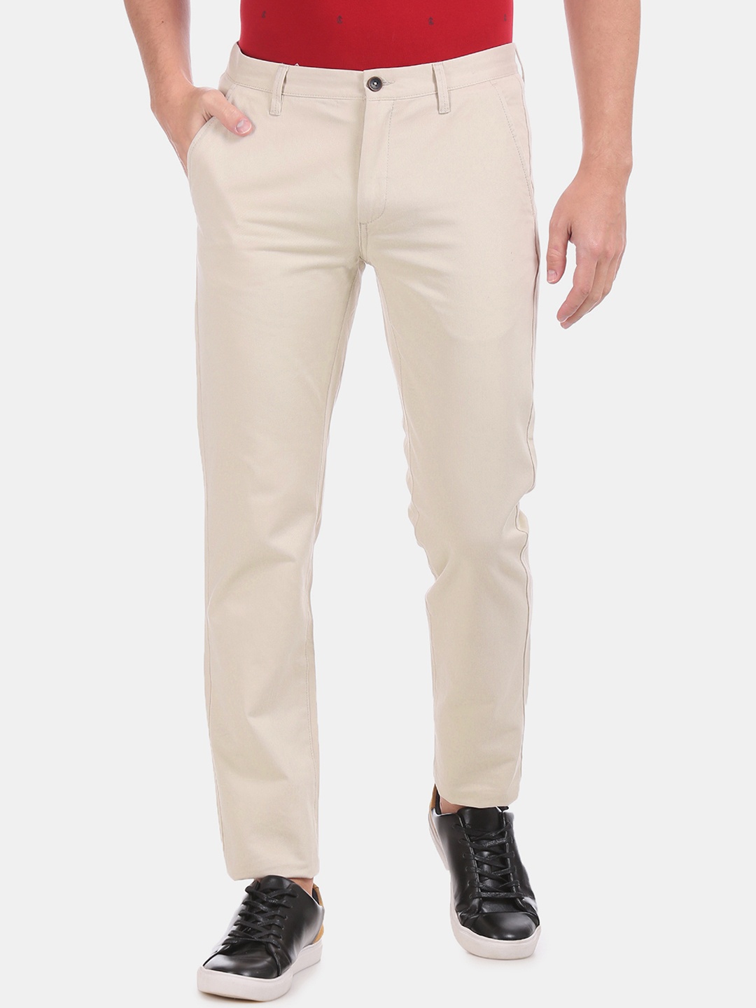 

Arrow Sport Men Beige Slim Fit Solid Regular Trousers