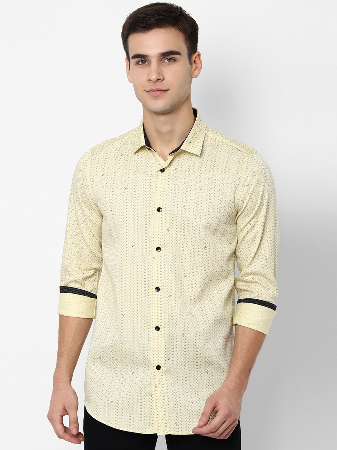 

Allen Solly Men Yellow & Blue Slim Fit Printed Casual Shirt