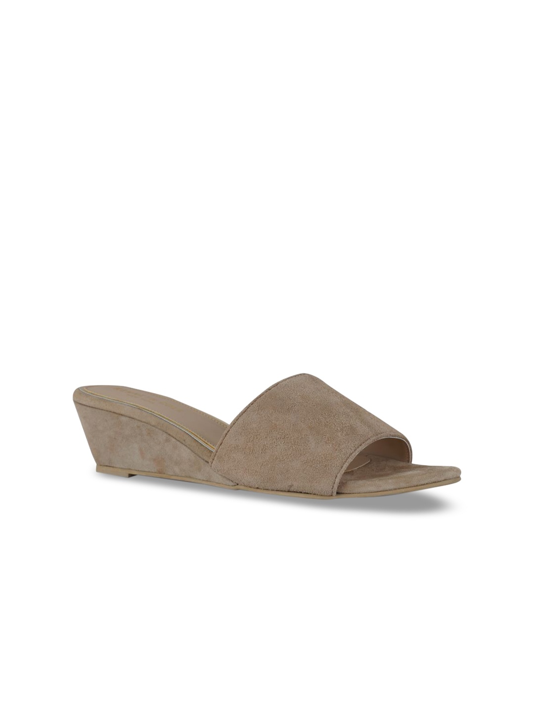 

Kenneth Cole Women Beige Solid Leather Wedges