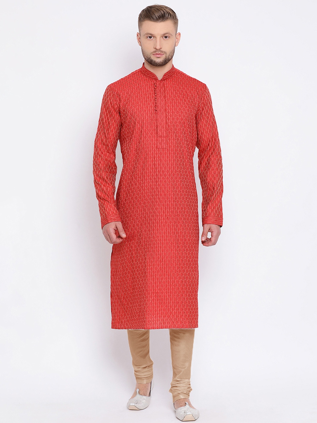 

Sanwara Men Red & Gold-Toned Embroidered Kurta with Churidar