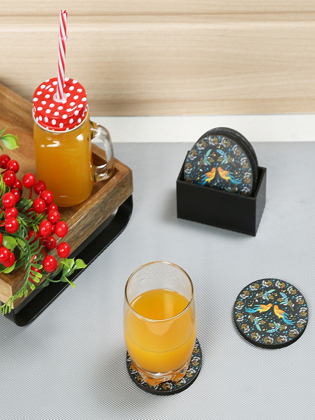 

CRAYTON Set of 6 Black & Green Birds Printed MDF Coasters With Holder