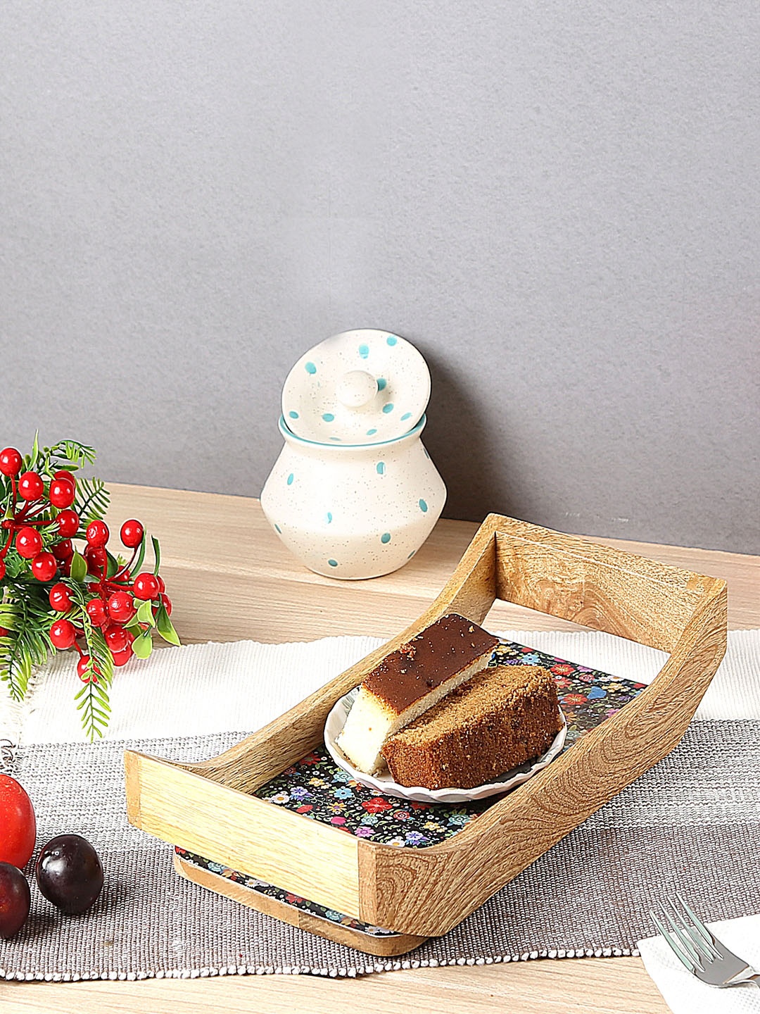 

Crayton Multicoloured Mango Wood Rectangular Serving Tray, Multi