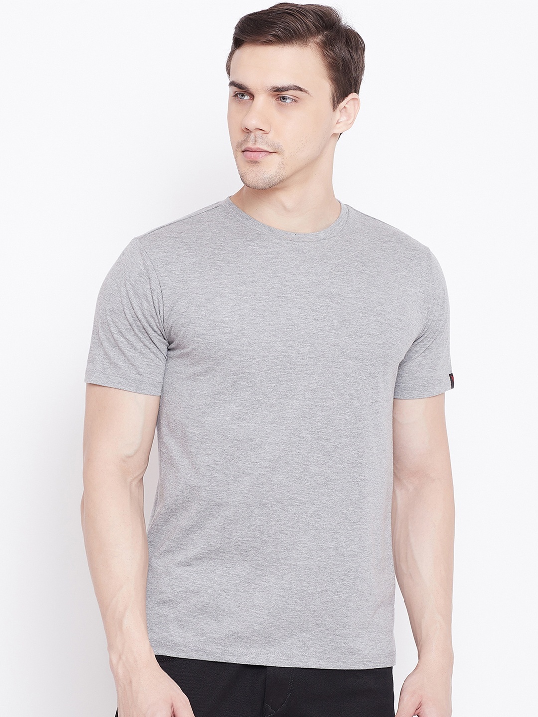 

LE BOURGEOIS Men Grey Solid Round Neck Pure Cotton T-shirt