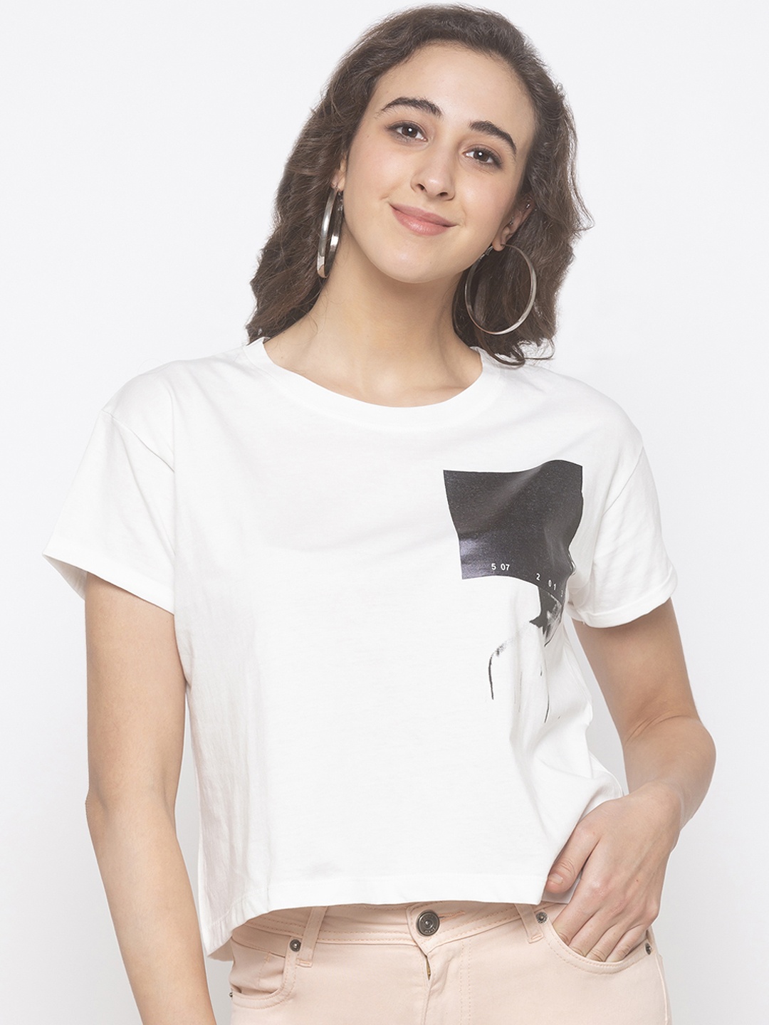 

Globus Women White Printed Round Neck T-shirt