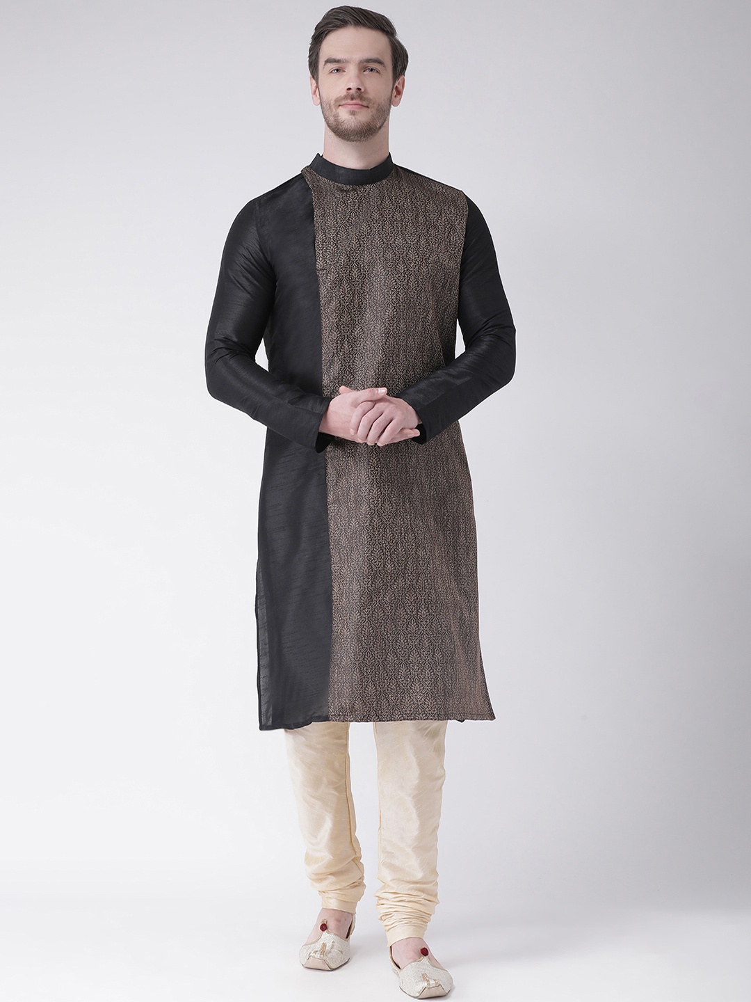 DEYANN Men Black & Gold-Toned Woven Design Straight Kurta