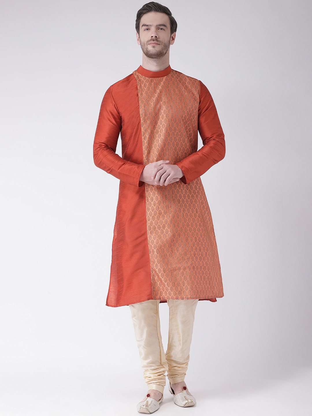 

DEYANN Men Orange & Gold-Toned Woven Design Straight Kurta