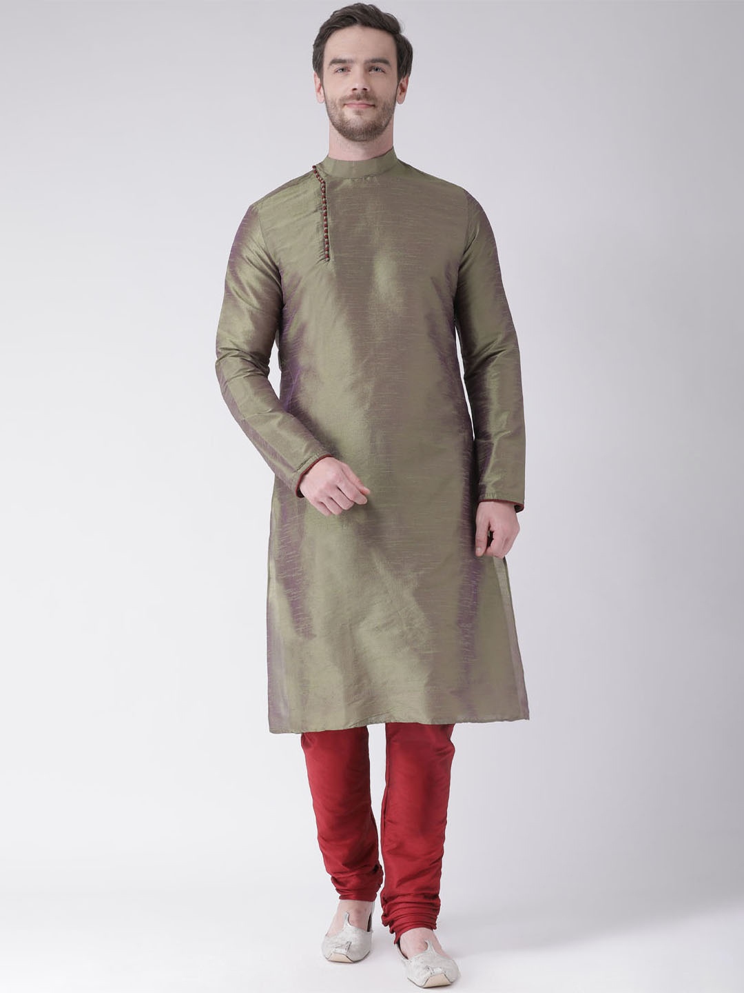 

DEYANN Men Olive Green & Red Solid Kurta with Churidar