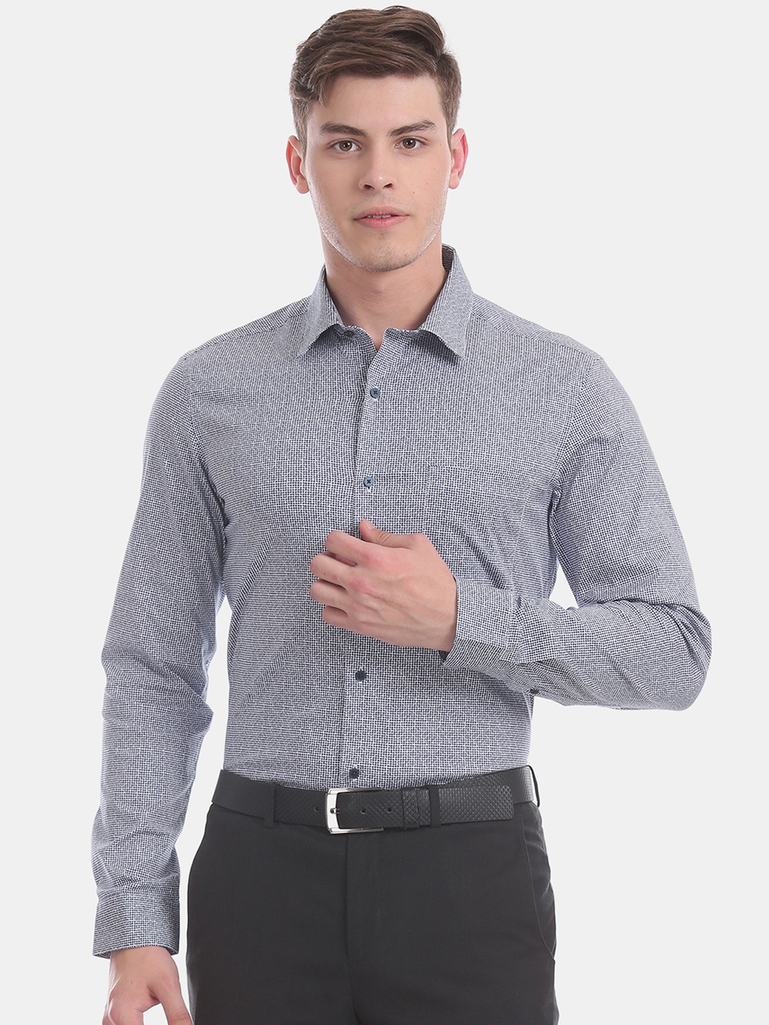 Arrow Men Blue & White Skinny Fit Printed Formal Shirt