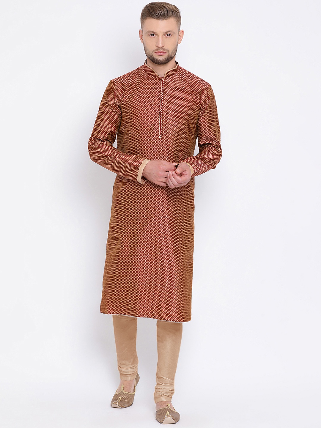 

Sanwara Men Maroon & Cream-Coloured Self Design Kurta with Churidar