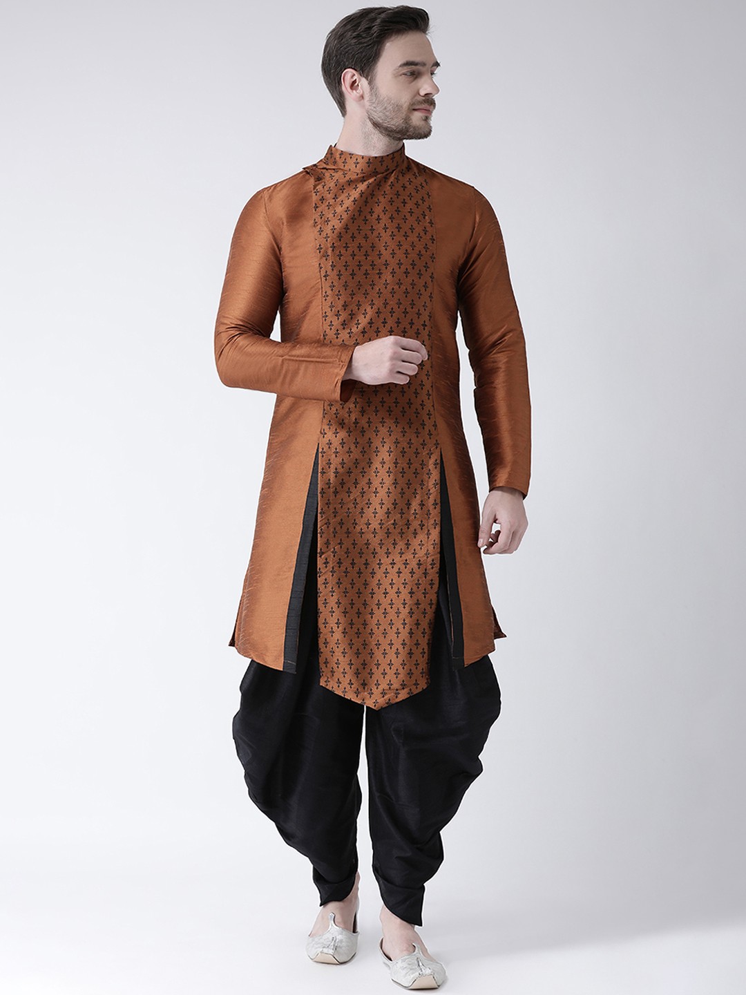 

DEYANN Men Copper-Coloured & Black Printed Straight Kurta