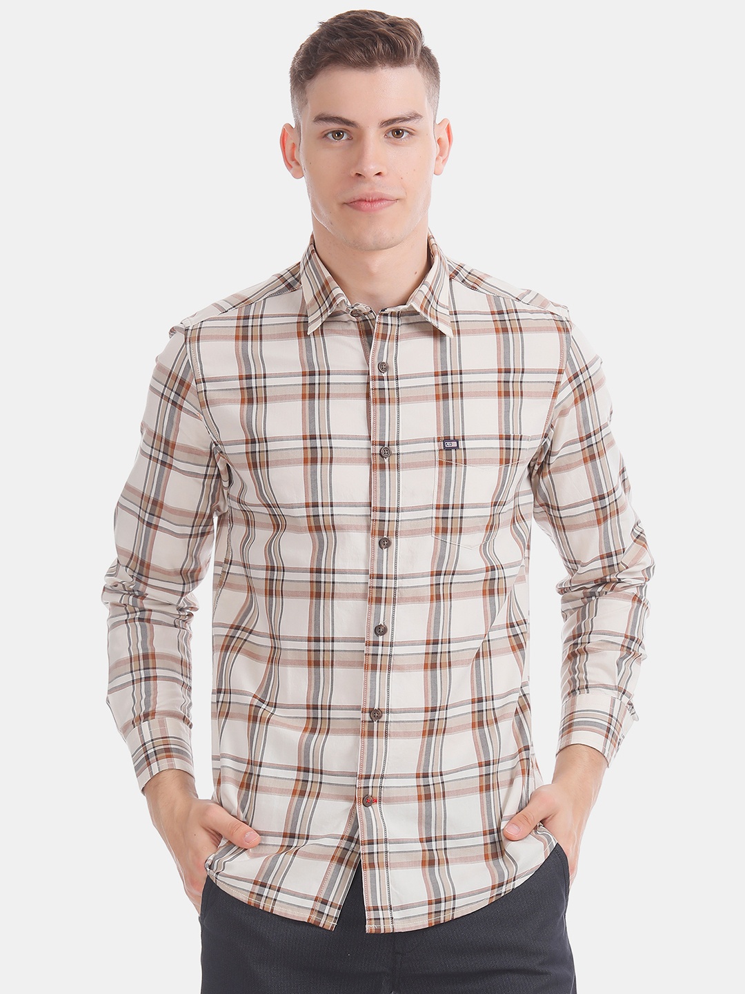 

Arrow Sport Men Beige & Grey Slim Fit Checked Casual Shirt