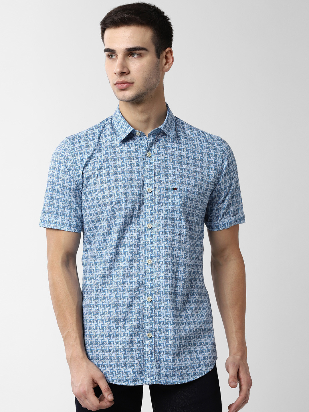 

Peter England Casuals Men Blue Slim Fit Printed Casual Shirt