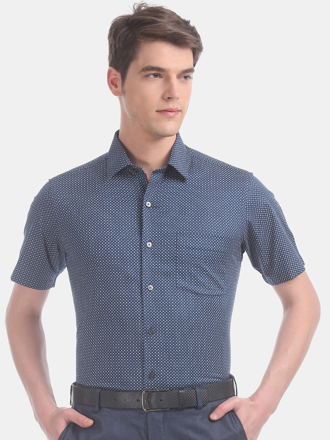 

Arrow Men Blue & White Regular Fit Printed Formal Shirt
