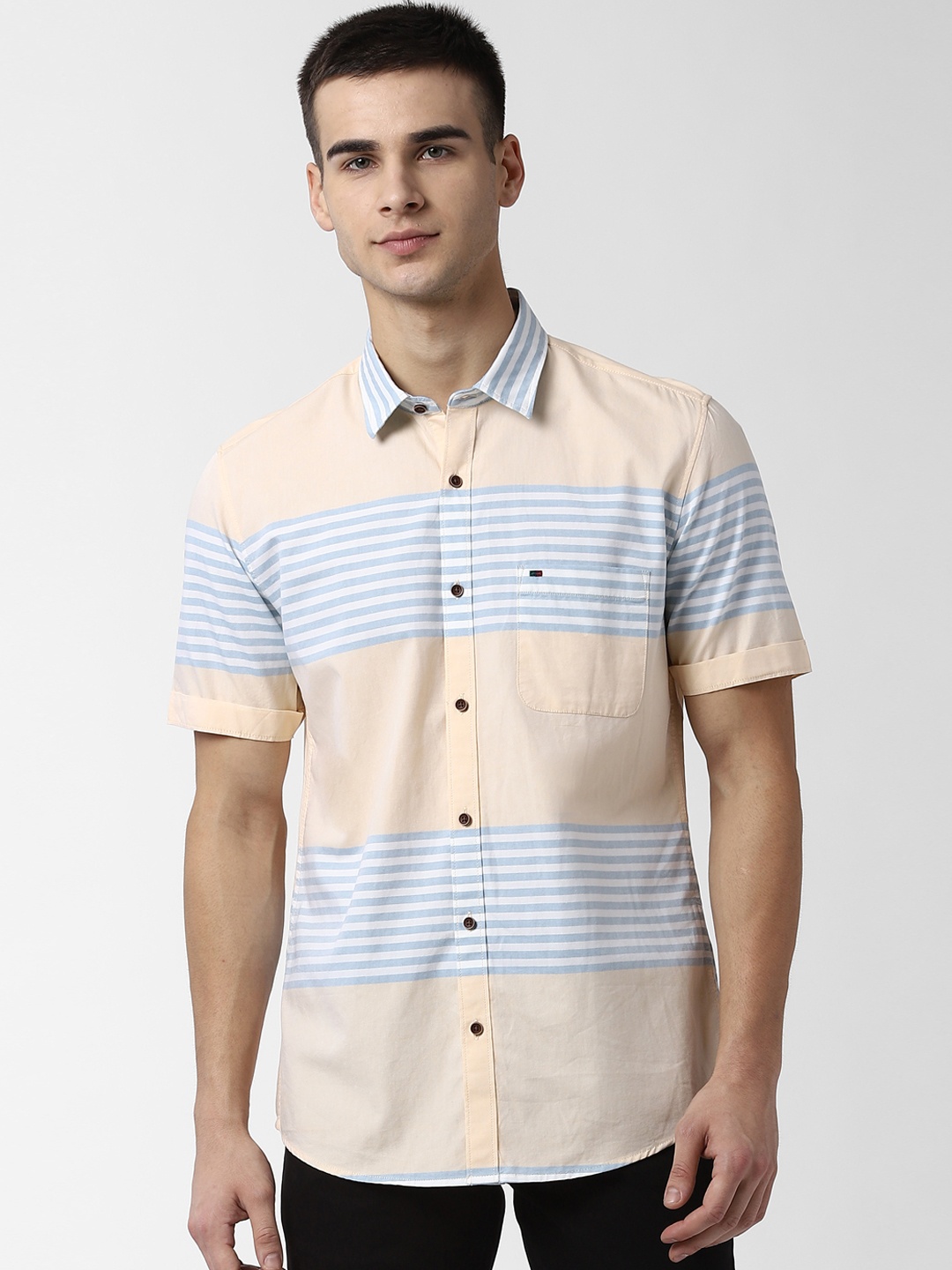 

Peter England Casuals Men Beige & Blue Slim Fit Striped Casual Shirt
