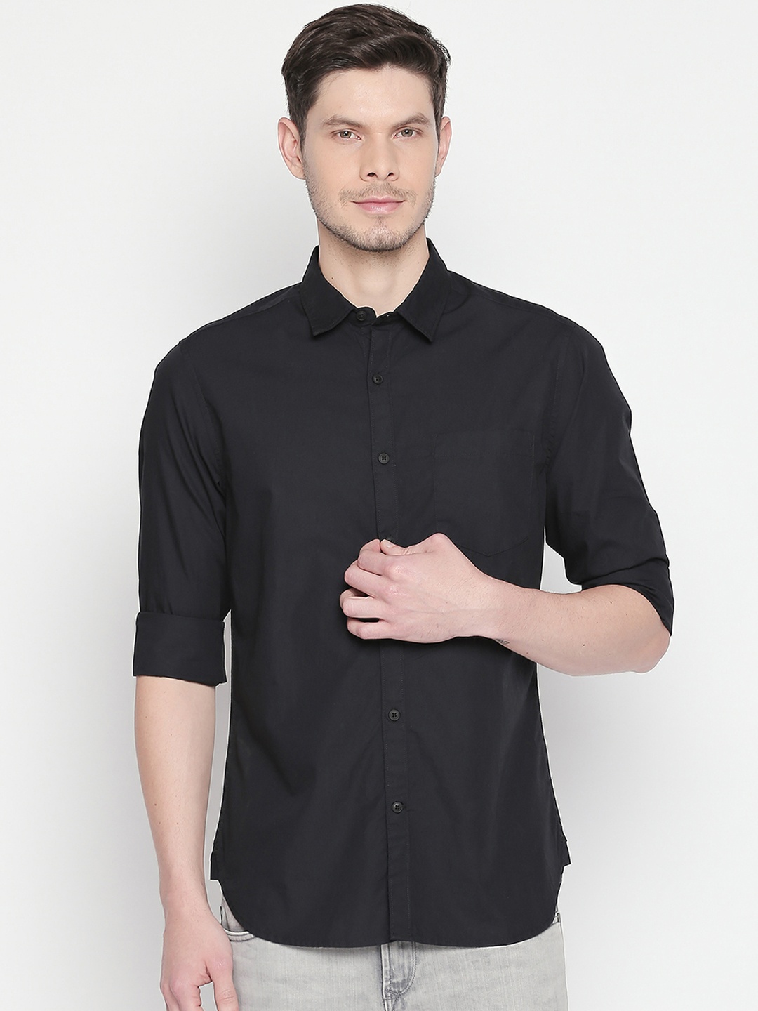 

BYFORD by Pantaloons Men Black Regular Fit Solid Casual Shirt