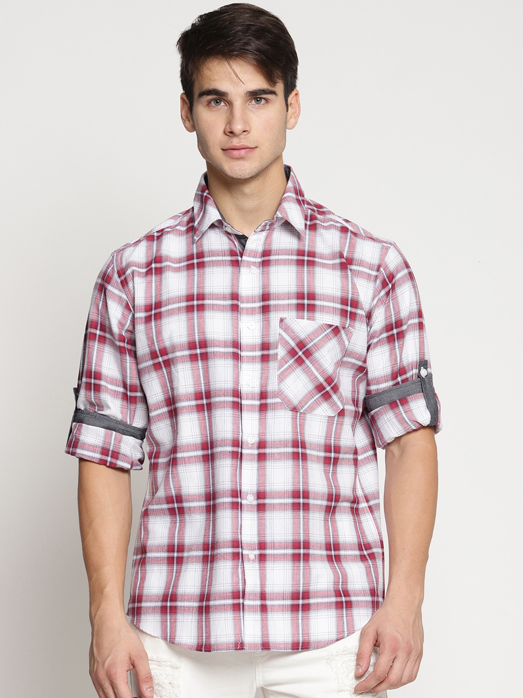 

Balista Men White & Red Regular Fit Checked Casual Shirt