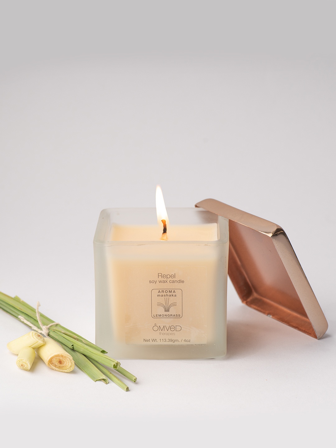 Omved Unisex Peach-Coloured Repel Soy Wax Candle