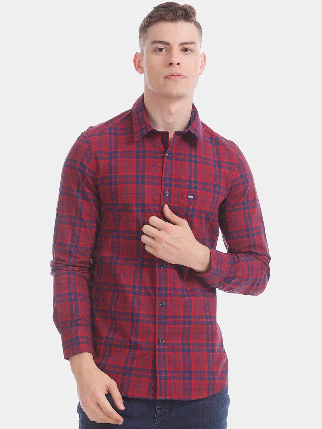 

Arrow Men Red & Blue Slim Fit Checked Casual Shirt