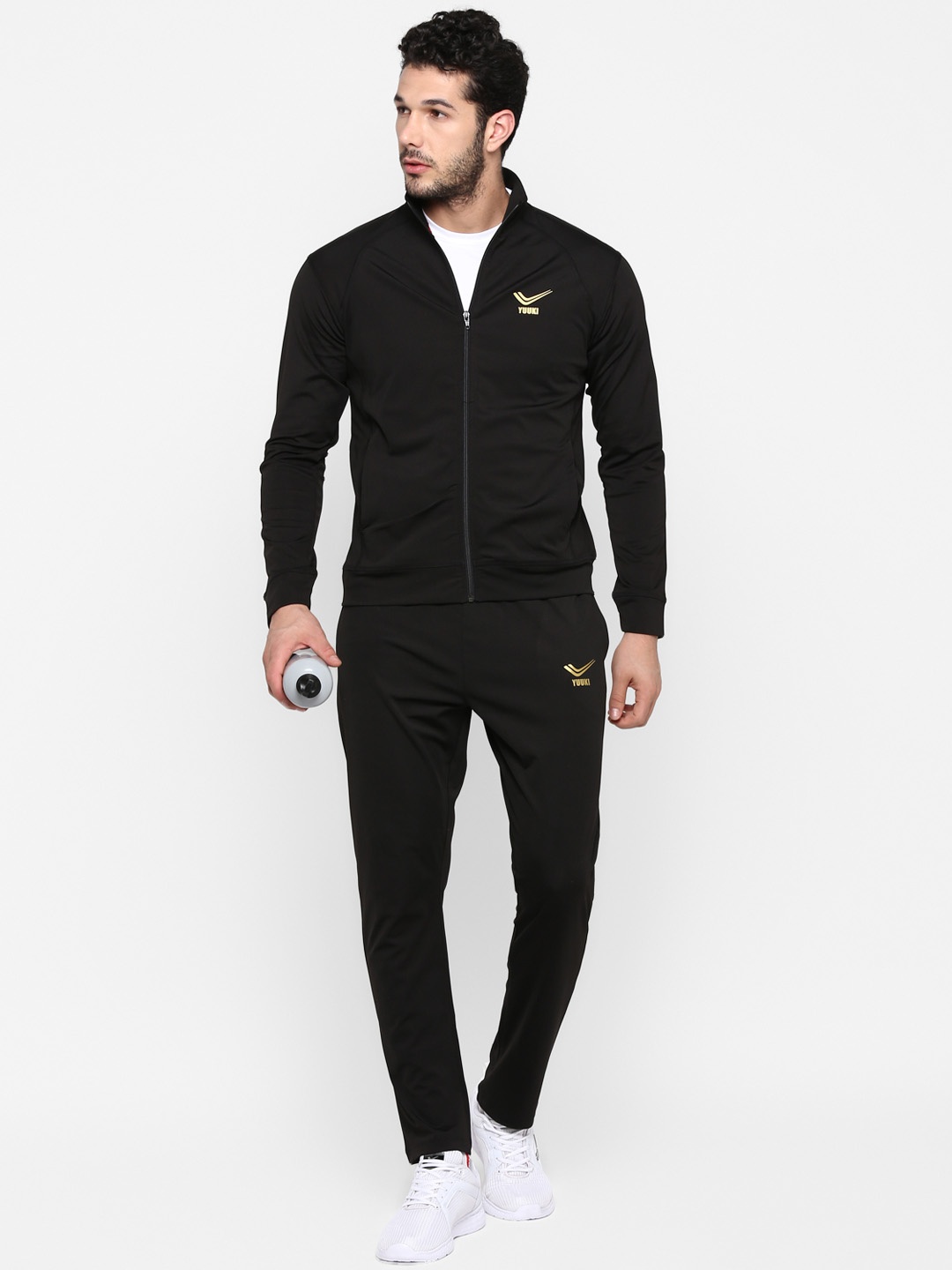 

Yuuki Men Black Solid Tracksuit