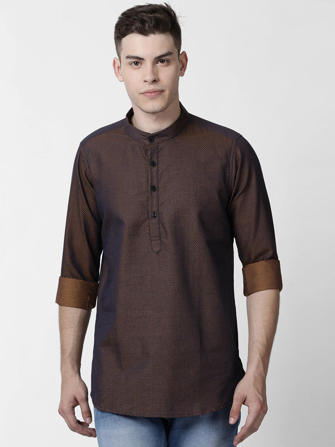

Cross Court Men Brown & Navy Blue Woven Design Straight Kurta
