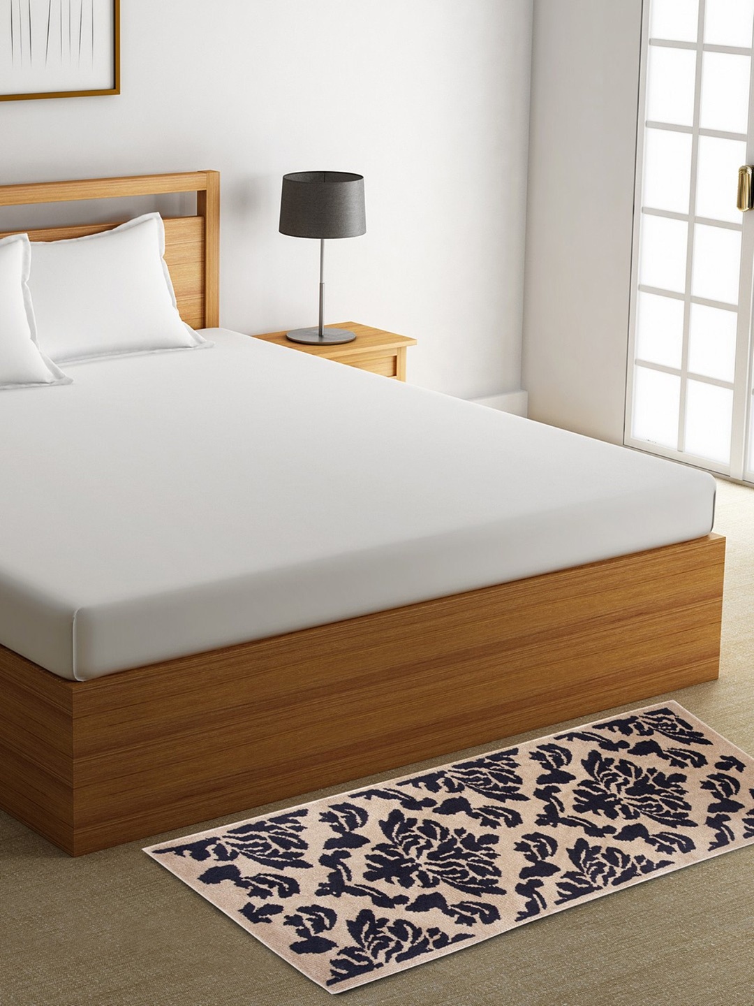 

ROMEE Beige & Navy Blue Printed Microfiber Bed Runner