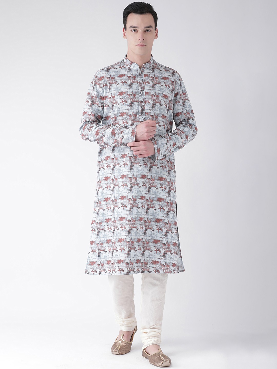 

DEYANN Men Grey & White Printed Kurta with Churidar