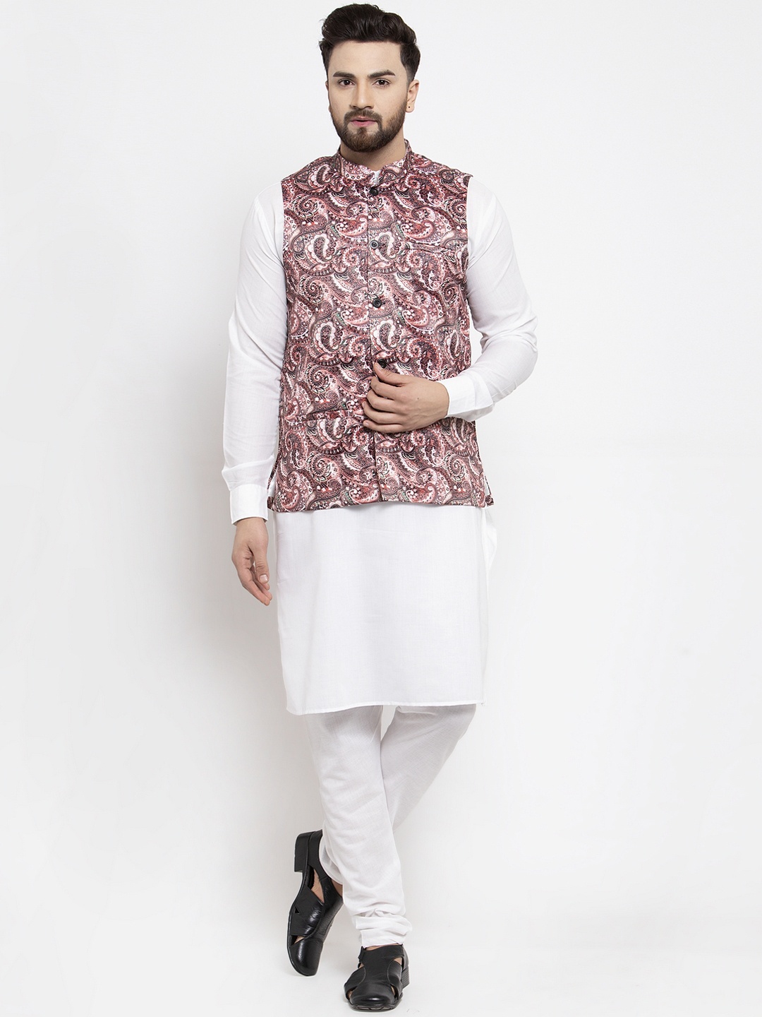 

Jompers Men White Printed Kurta with Churidar