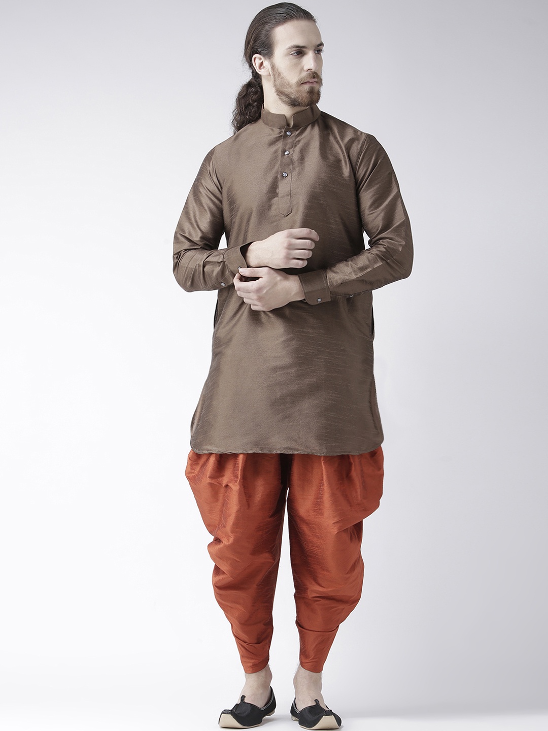 

DEYANN Men Brown & Orange Solid Kurta with Patiala