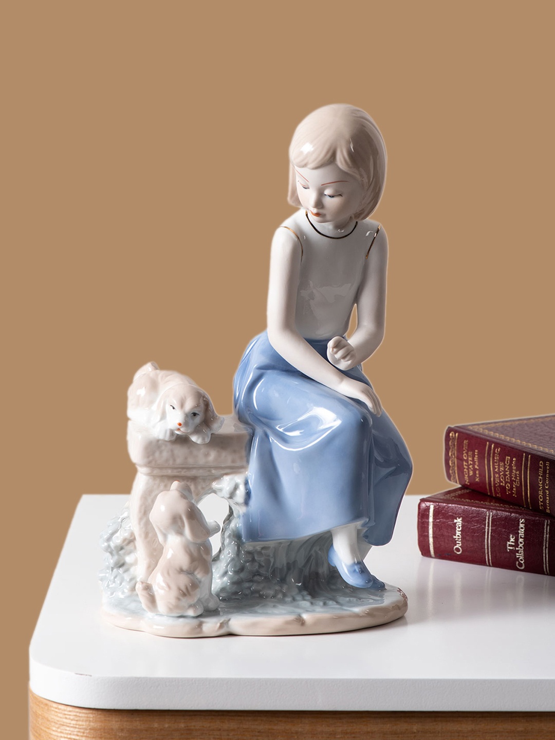 

THEDECORKART Unisex Off-White & Blue Innocence Fine Porcelain Figurine