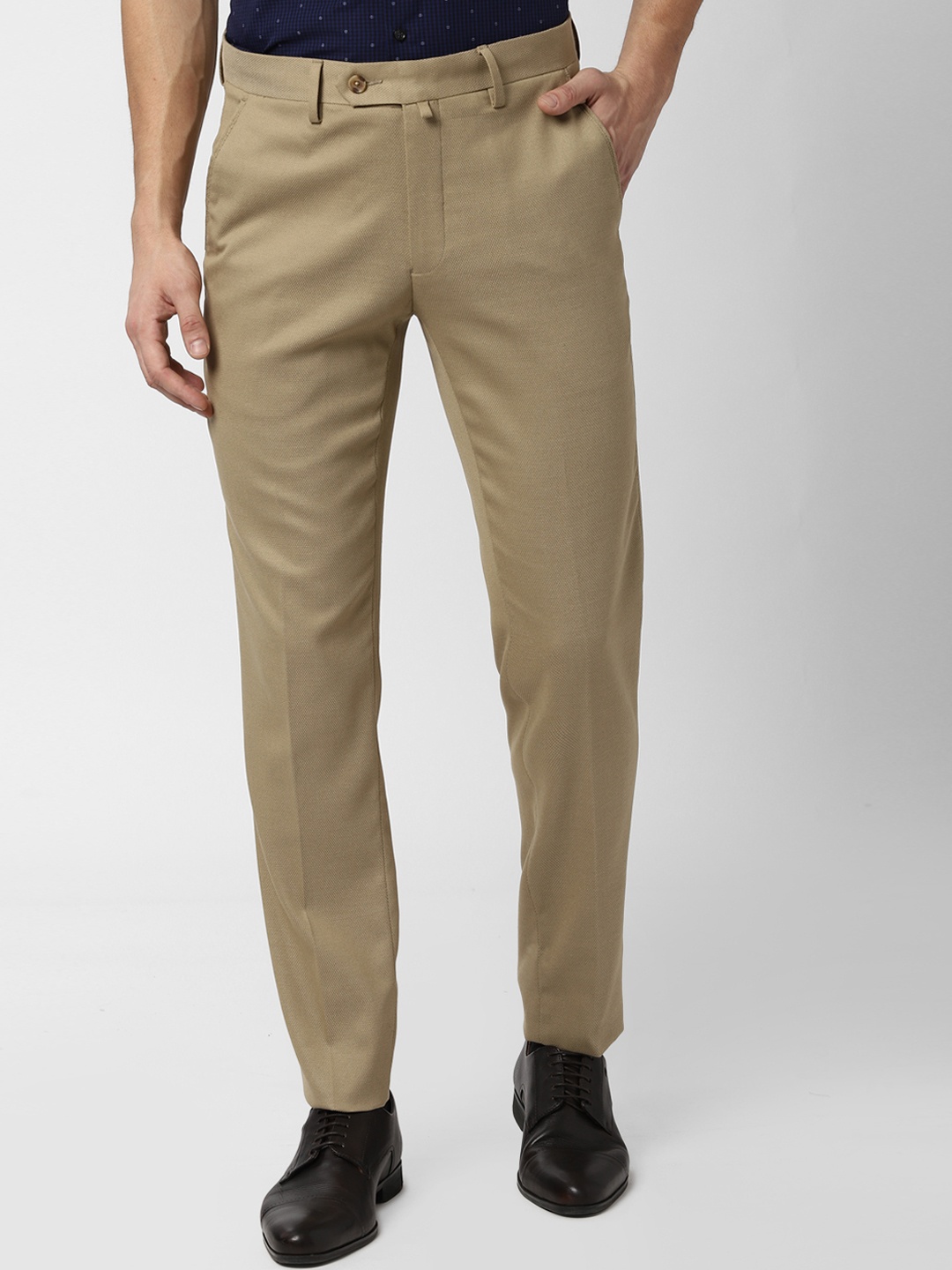 

Peter England Men Khaki Slim Fit Solid Formal Trousers