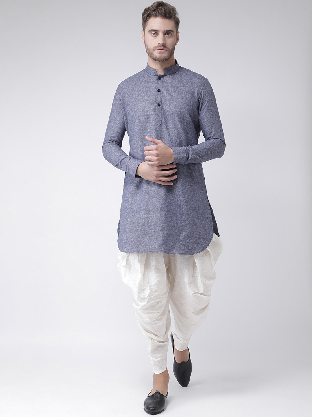 

DEYANN Men Grey & Off-White Self Design Kurta with Patiala