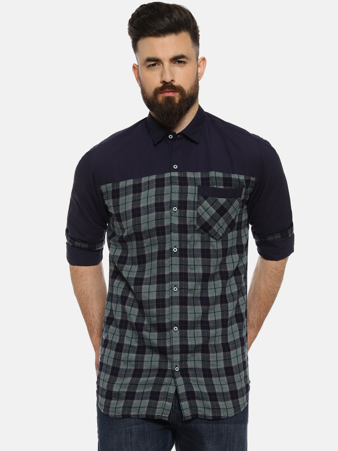 

Campus Sutra Men Green & Navy Blue Regular Fit Checked Casual Shirt