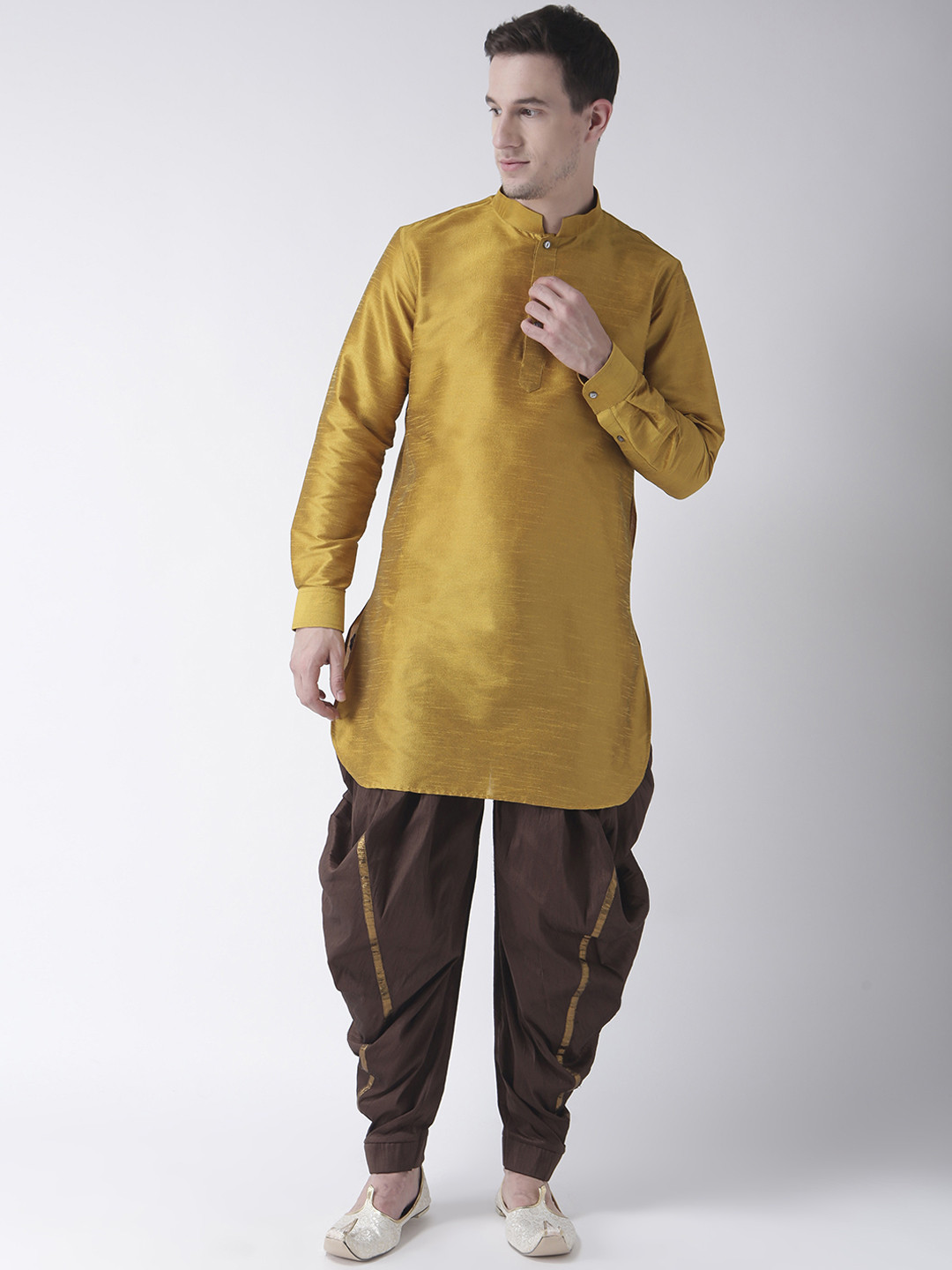 

DEYANN Men Yellow & Brown Solid Kurta with Patiala
