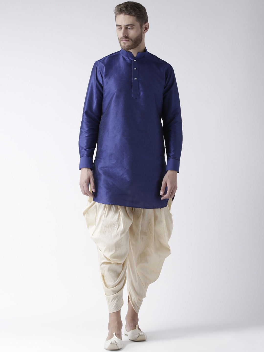 

DEYANN Men Blue & Cream-Coloured Solid Kurta with Patiala