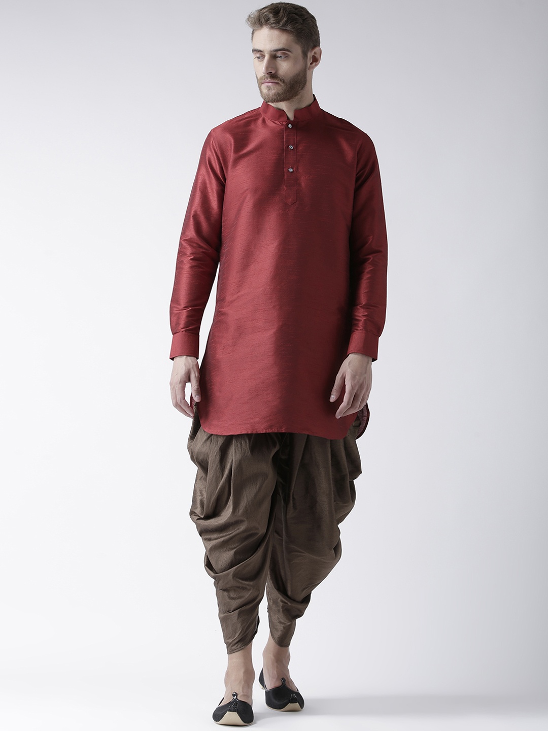 

DEYANN Men Maroon & Brown Solid Kurta with Patiala